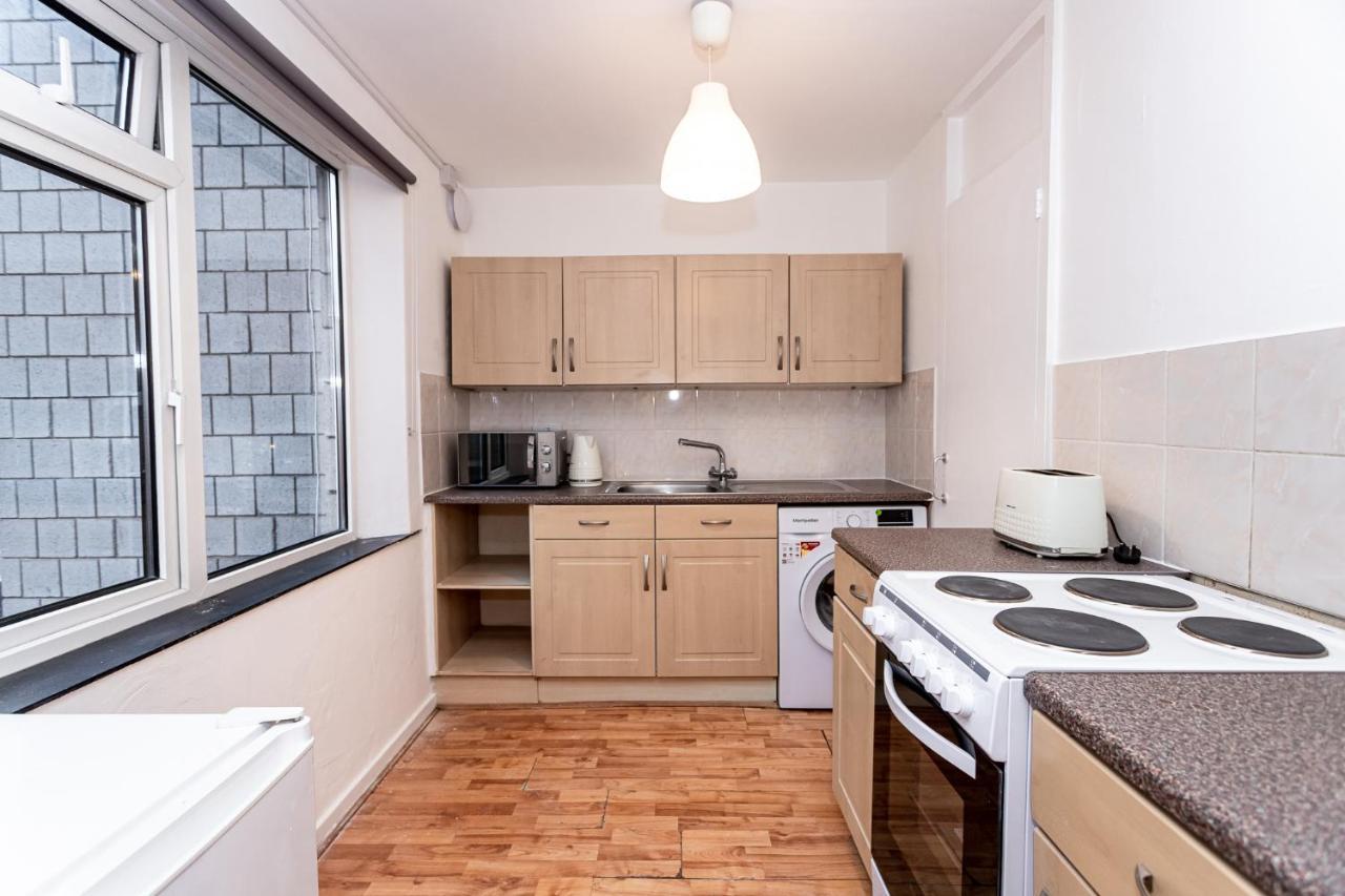 Apartament October Disc - Long - Contractors