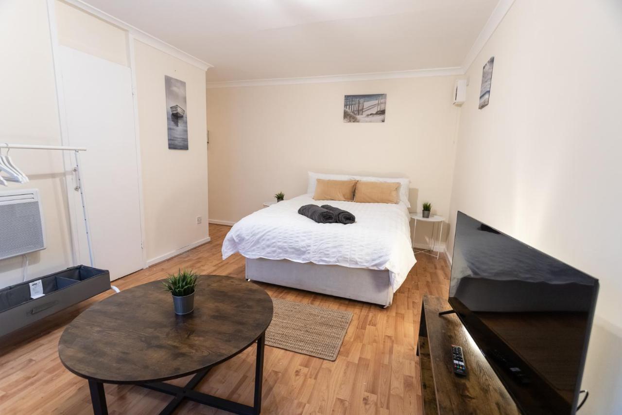 Apartament October Disc - Long - Contractors *